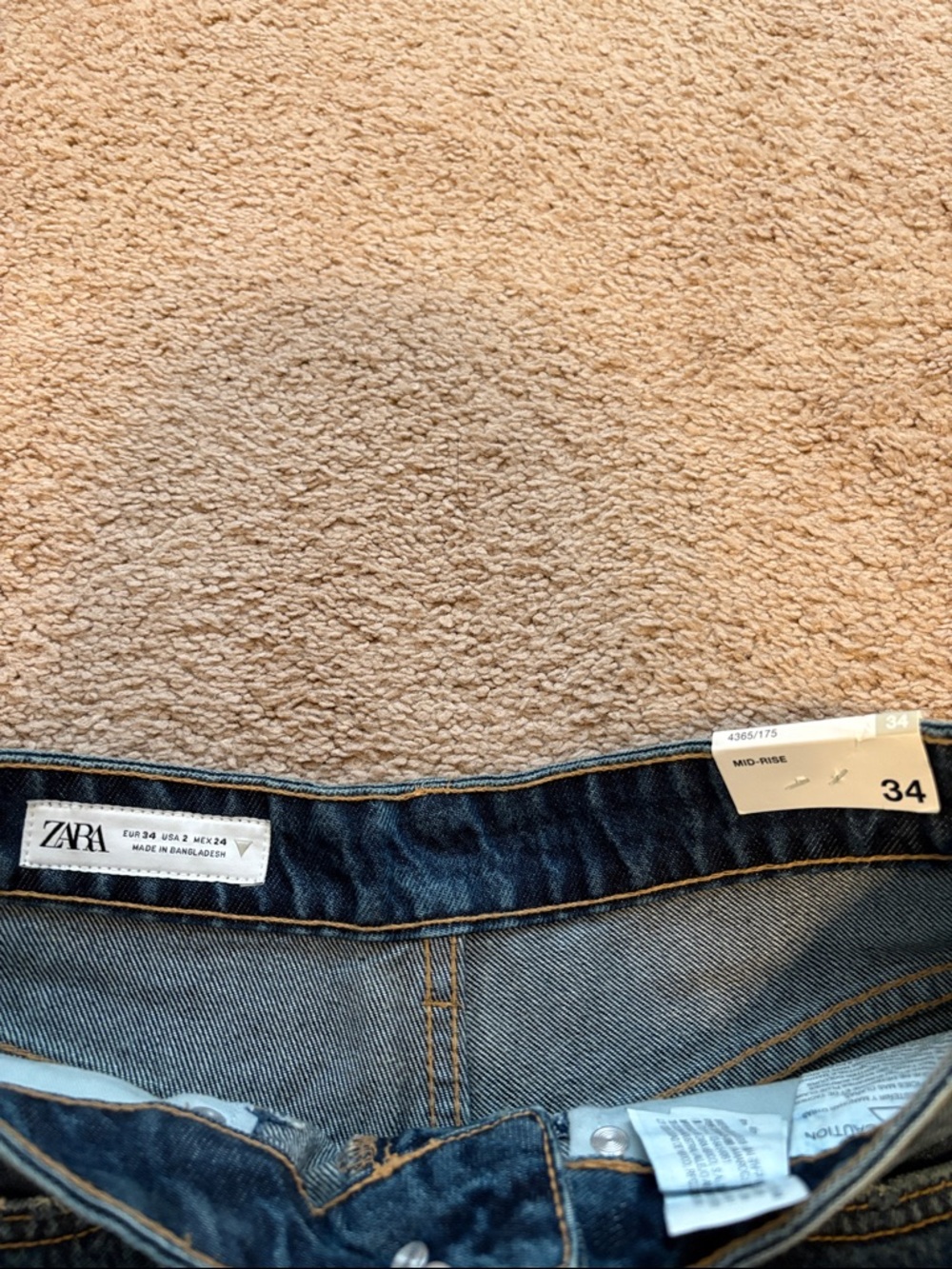 Zara Regular Bermuda Short - Picture 2 of 6